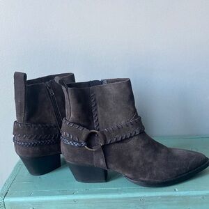 Seychelles LA Easy Peasy suede boot 8.5 unworn?